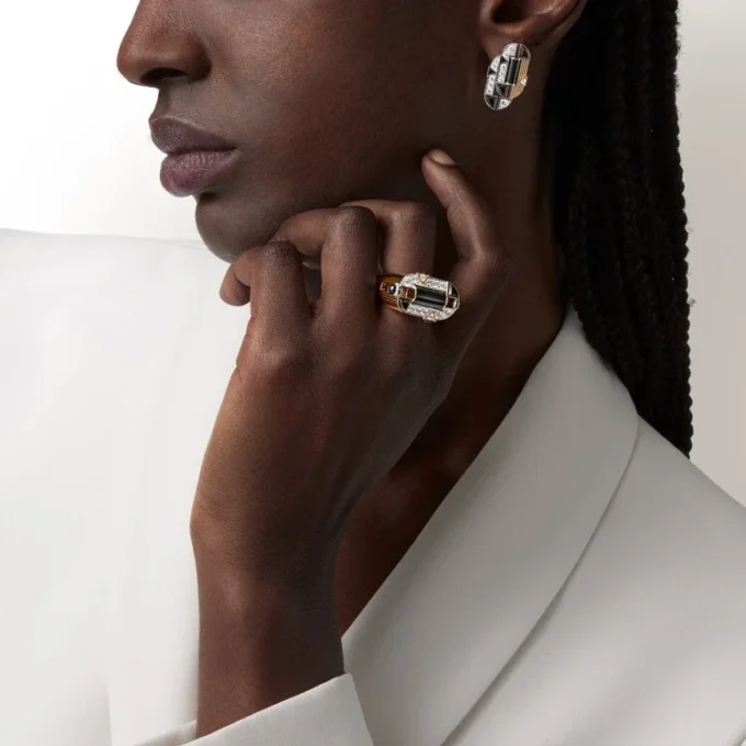 Geometrie & Contrastes Ring, Onyx, Paved